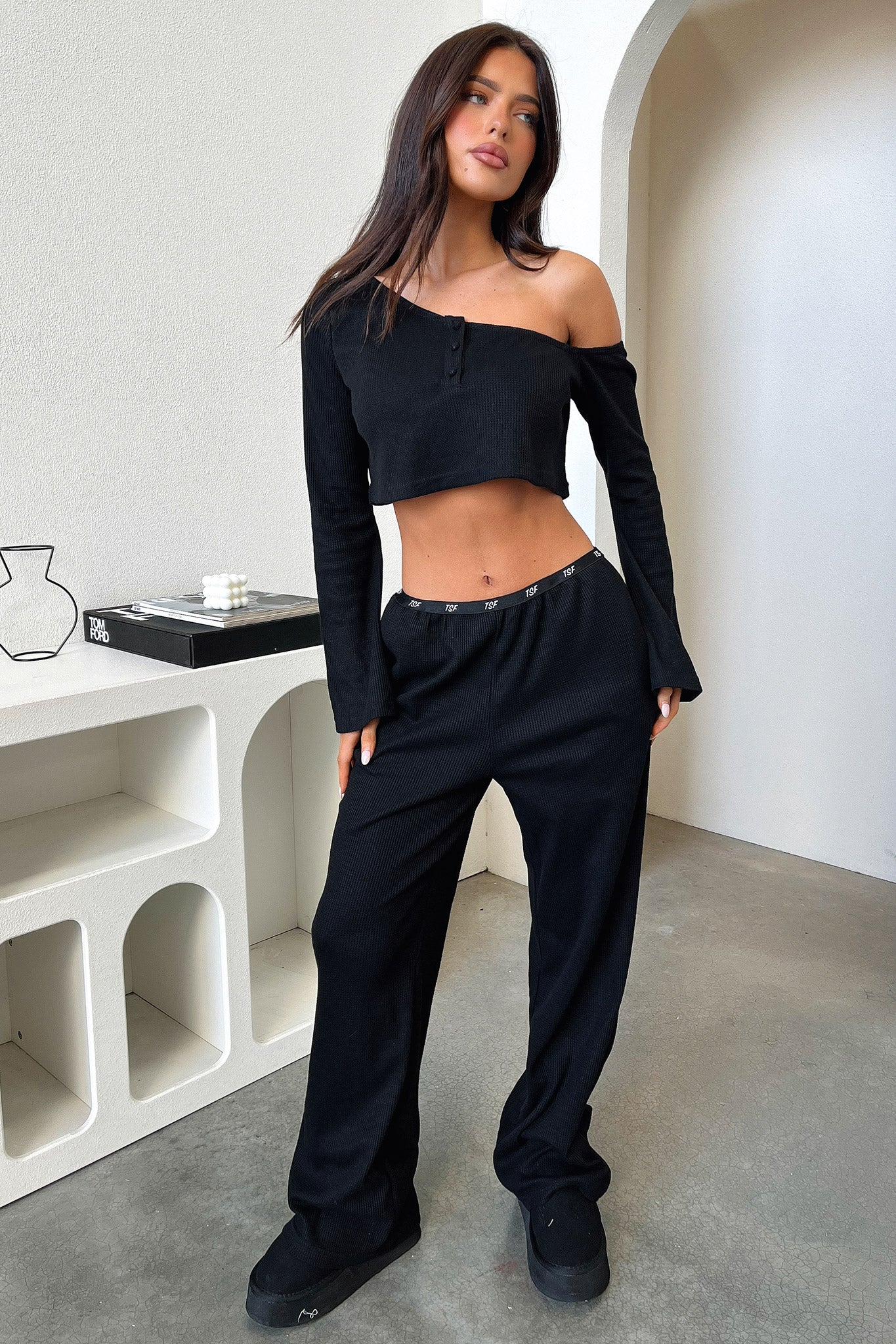 Crop Dana - Black