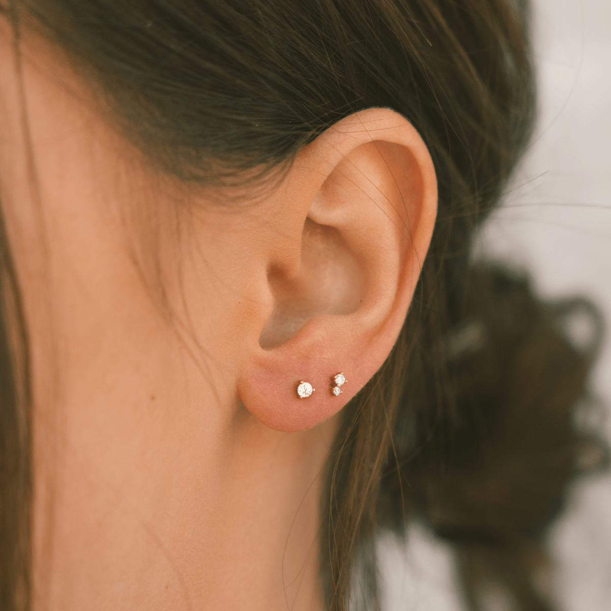 Luxurious 3-prong earrings